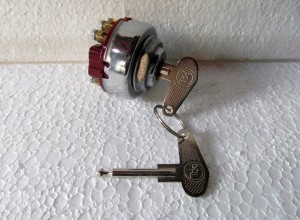 Antivol de contact « PAL » 12V pour Skoda Octavia (voiture classique MB 1000 S 100 S 105 S120)