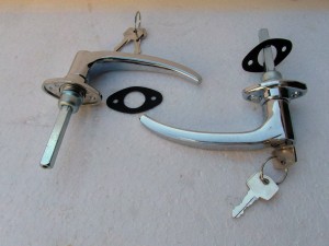 Serrure de poignée de porte avec 2 clés, universelle - 2 jeux