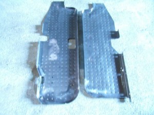 Marchepieds, garde-boue, tôlerie pour tracteur Deutz D6006