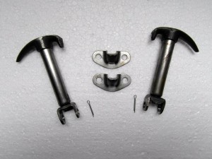 Haubenhalter Famulus Traktor Zughaken Motorhaube 2 Stück mit Anhaker IFA DDR