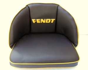 Sitzpolster Sitzkissen braun für Fendt Traktor Logo gestickt Kunstleder 32 cm