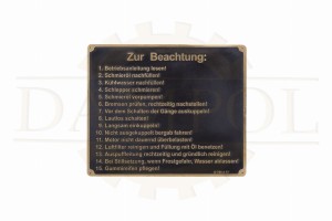 N° 6 - Panneau « Zur Beachtung » pour Lanz Bulldog, Ursus, Pampa, en laiton gravé