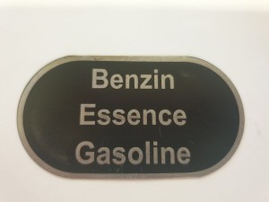 N° 14 Plaque de réservoir de carburant  "Benzin" pour tracteur Lanz Ursus Pampa, en aluminium gravé