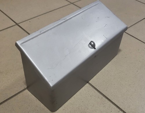 ihc skrzynka skośna.jpg