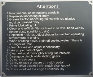  N° 143 - Panneau « Attention » pour Lanz Bulldog, Ursus, Pampa, en aluminium gravé
